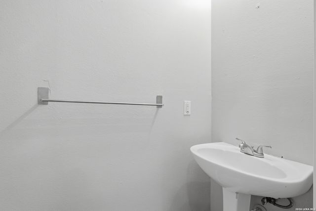 2306 Goat Creek, San Antonio, TX 78232