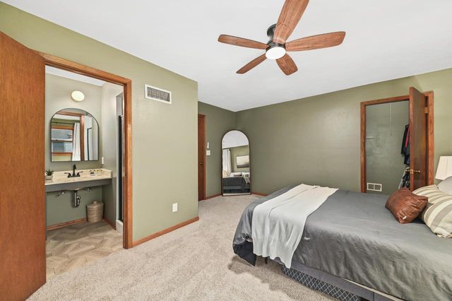 6436 Riverdale LANE, Greendale, WI 53129