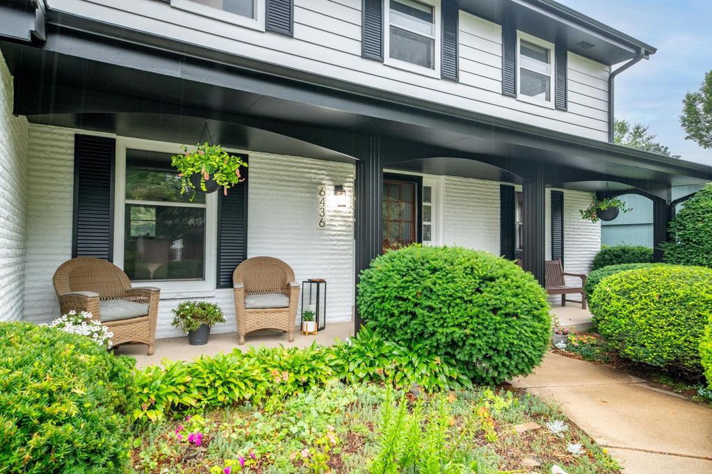 6436 Riverdale LANE, Greendale, WI 53129