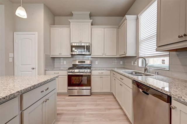 5039 Prairie Terrace Lane, Fulshear, TX 77441