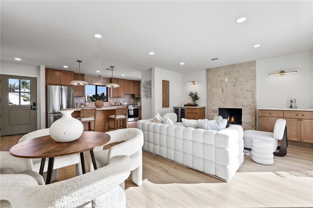 8352 Friesland, Huntington Beach, CA 92647 — photo 3