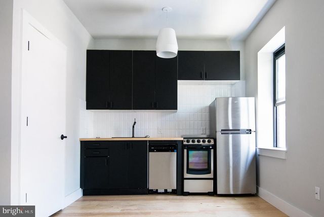 2121-23 E DAUPHIN ST, Philadelphia, PA 19125