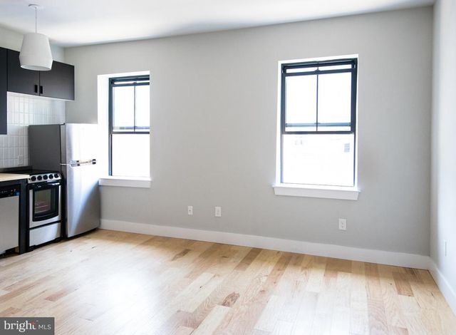 2121-23 E DAUPHIN ST, Philadelphia, PA 19125