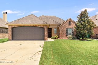 206 Green Ridge Drive, Youngsville, LA 70592