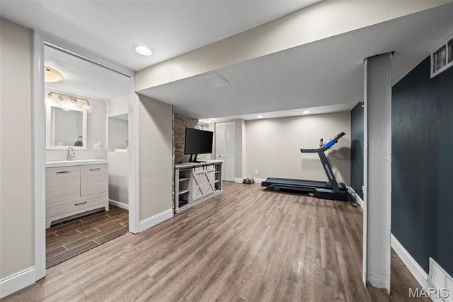 2023 Bland Place, Maplewood, MO 63143