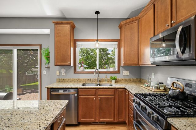 16280 Tahinka Court NW, Prior Lake, MN 55372