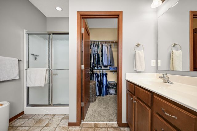 16280 Tahinka Court NW, Prior Lake, MN 55372