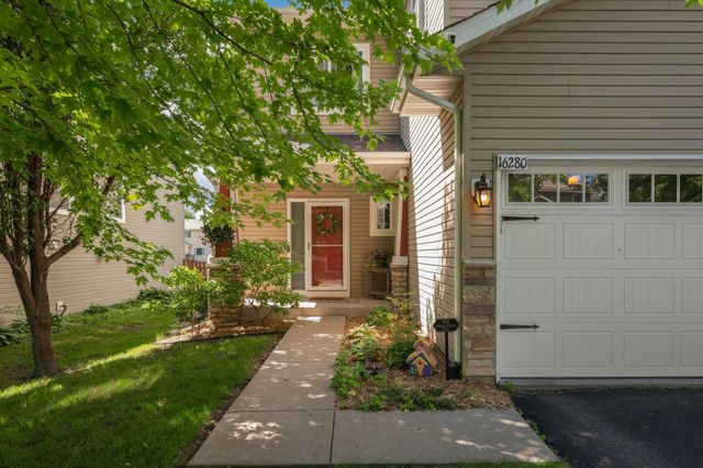 16280 Tahinka Court NW, Prior Lake, MN 55372