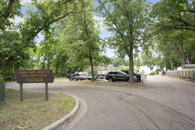16280 Tahinka Court NW, Prior Lake, MN 55372