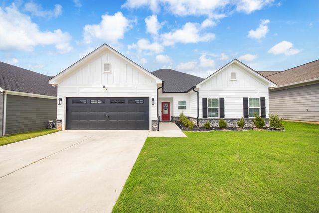 17 Ivy Way, Phenix City, AL 36867