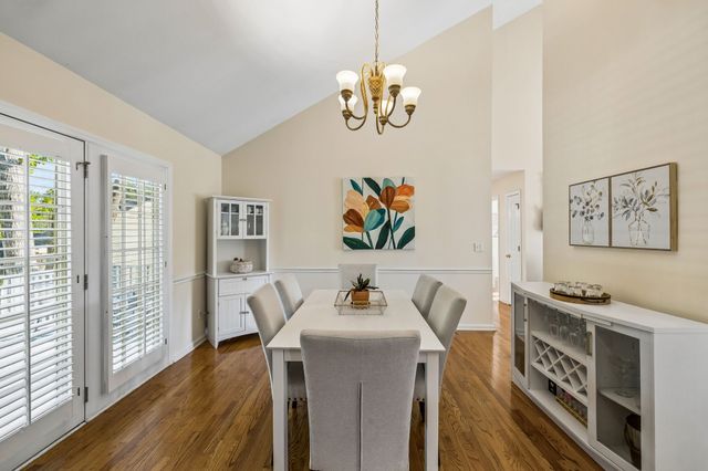 7128 Catherine Dr, Fairview, TN 37062