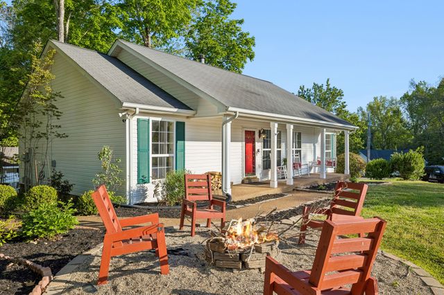 7128 Catherine Dr, Fairview, TN 37062
