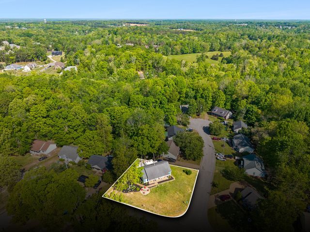 7128 Catherine Dr, Fairview, TN 37062