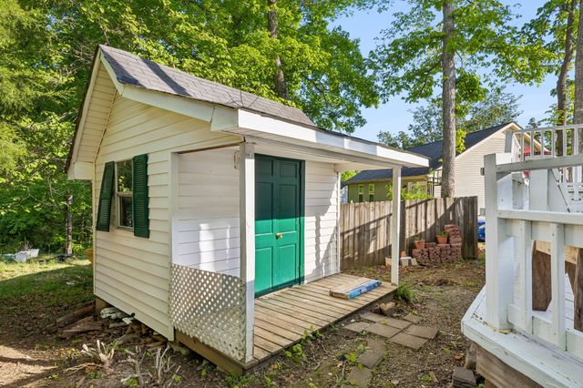 7128 Catherine Dr, Fairview, TN 37062