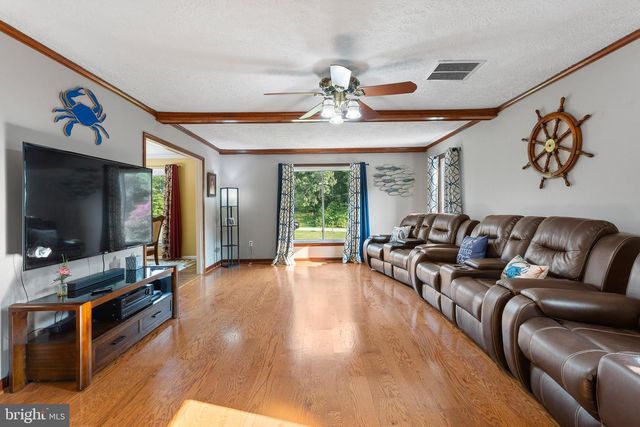 3131 ASHWOOD DR, Dunkirk, MD 20754