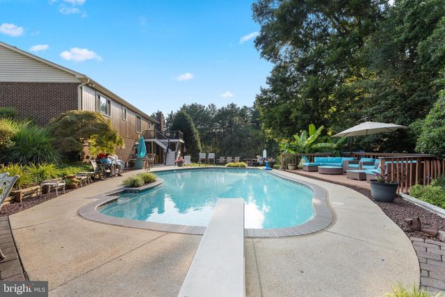 3131 ASHWOOD DR, Dunkirk, MD 20754