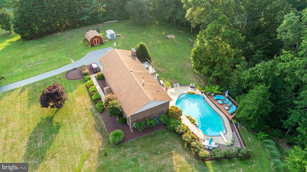 3131 ASHWOOD DR, Dunkirk, MD 20754