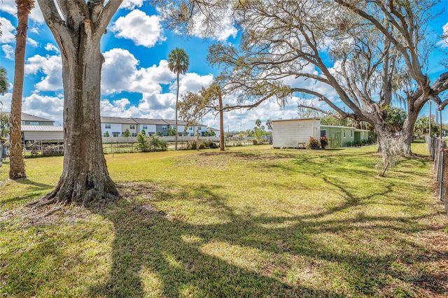 6211 FLORENCE STREET, Gibsonton, FL 33534