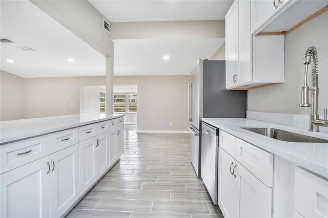 6211 FLORENCE STREET, Gibsonton, FL 33534