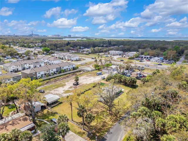 6211 FLORENCE STREET, Gibsonton, FL 33534