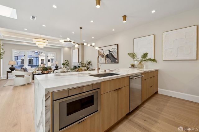 1759 21st Avenue, San Francisco, CA 94122