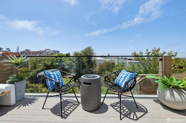 1759 21st Avenue, San Francisco, CA 94122