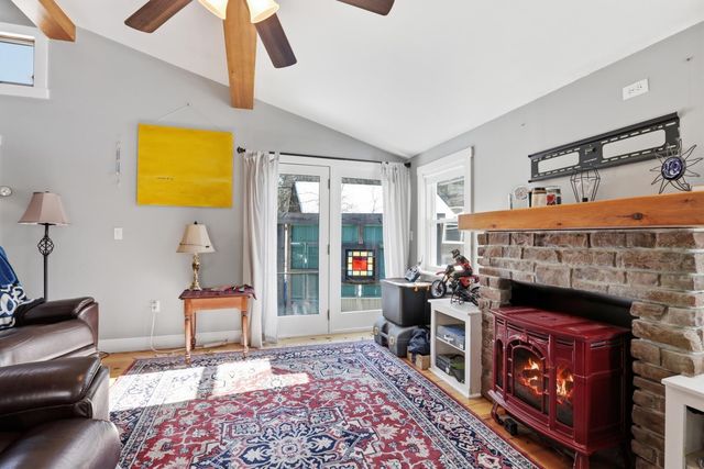 25 Pepperell Road, Brookline, NH 03033