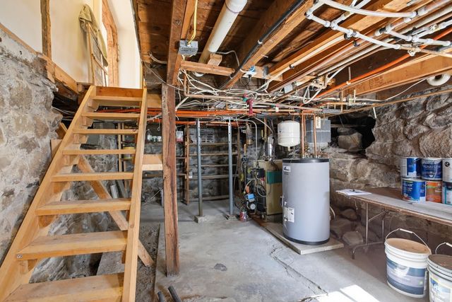 25 Pepperell Road, Brookline, NH 03033