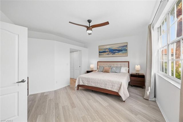 8315 Excalibur CIR P11, Naples, FL 34108