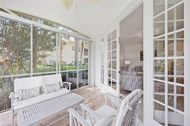 8315 Excalibur CIR P11, Naples, FL 34108