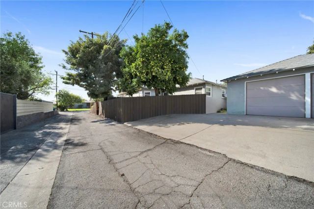 240 N Shamrock, Monrovia, CA 91016