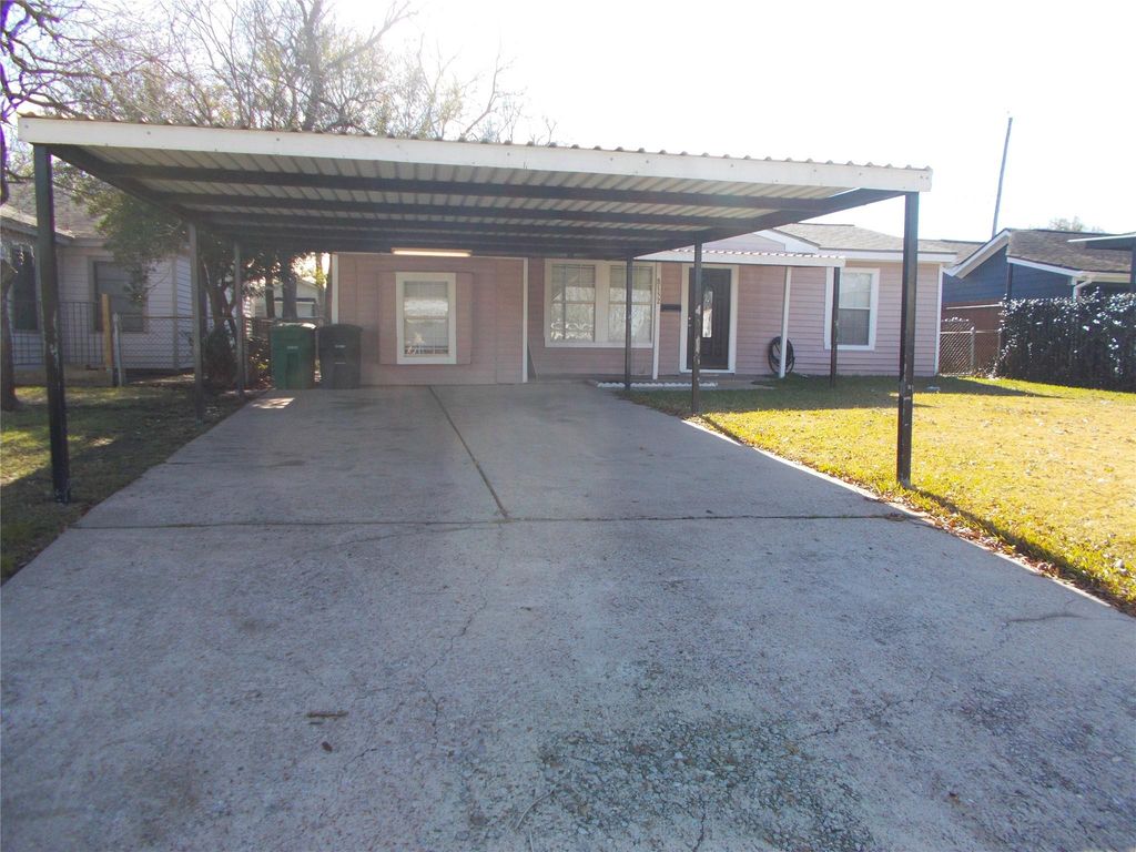 8152 Garland Street, Houston, TX 77017