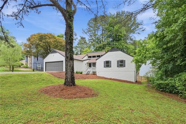 3244 Harbor Woods Road, Decatur, GA 30034
