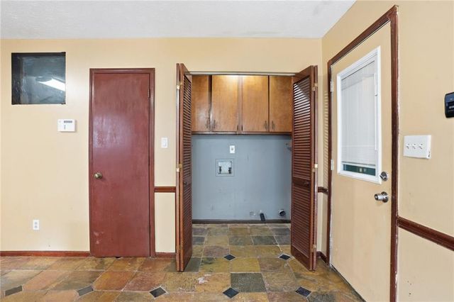 3244 Harbor Woods Road, Decatur, GA 30034