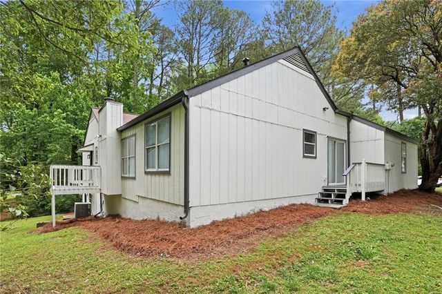 3244 Harbor Woods Road, Decatur, GA 30034