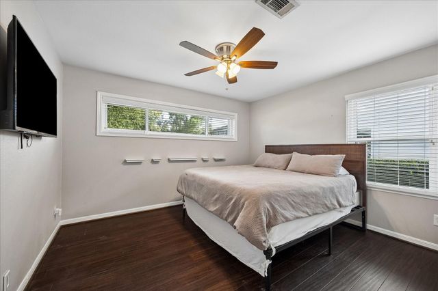 2214 Saxon Drive, Houston, TX 77018