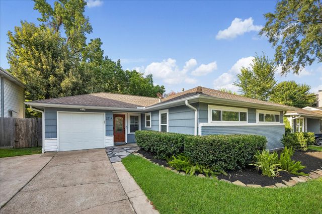 2214 Saxon Drive, Houston, TX 77018