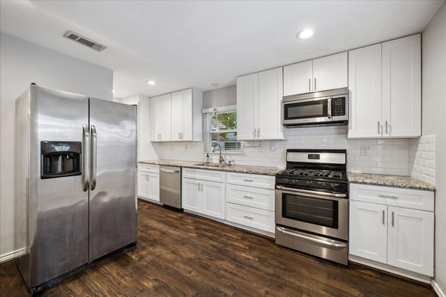 2214 Saxon Drive, Houston, TX 77018