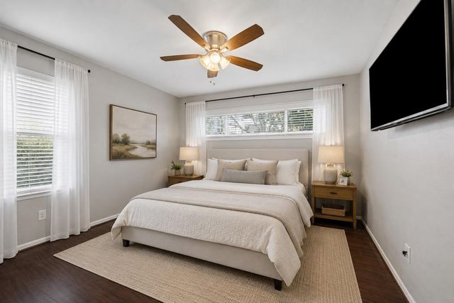 2214 Saxon Drive, Houston, TX 77018