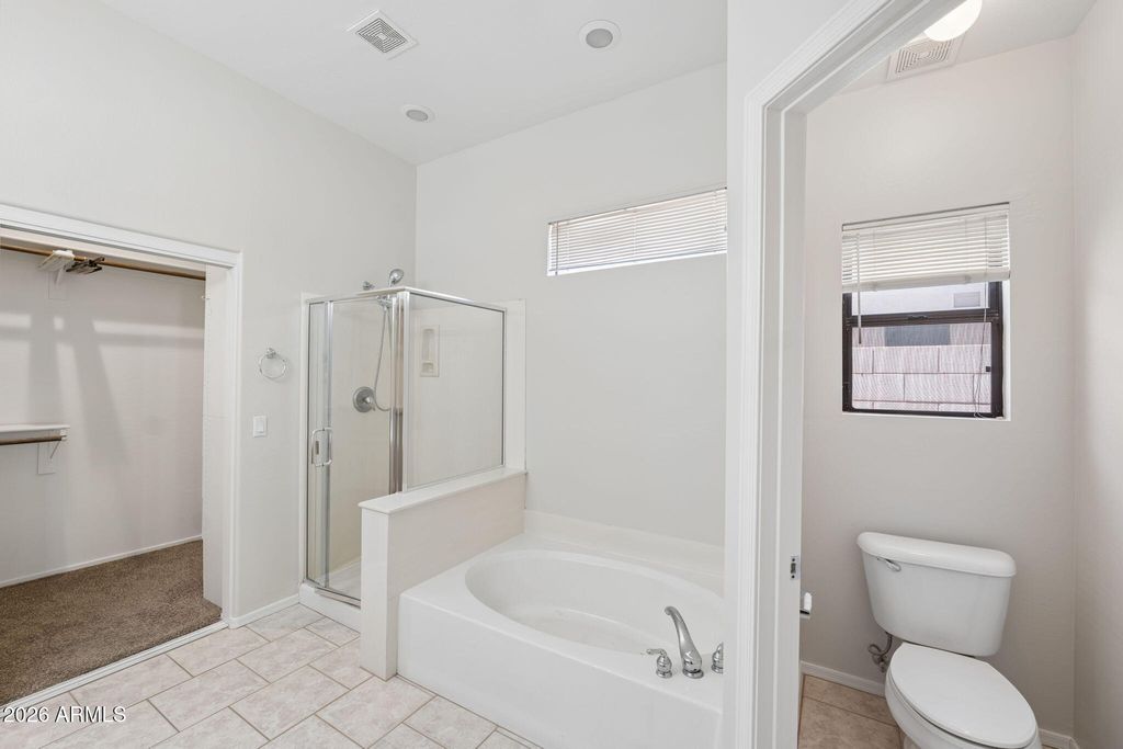 Image 16 of property listing at 4418 E JAEGER Road, Phoenix, AZ 85050