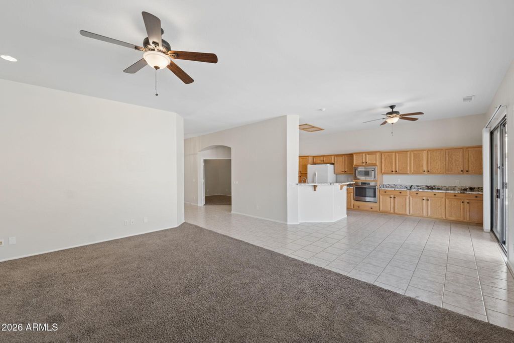 Image 7 of property listing at 4418 E JAEGER Road, Phoenix, AZ 85050