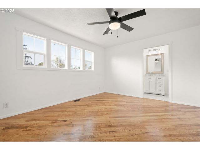 1006 COWLITZ Way, Kelso, WA 98626