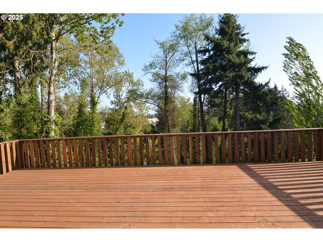1006 COWLITZ Way, Kelso, WA 98626