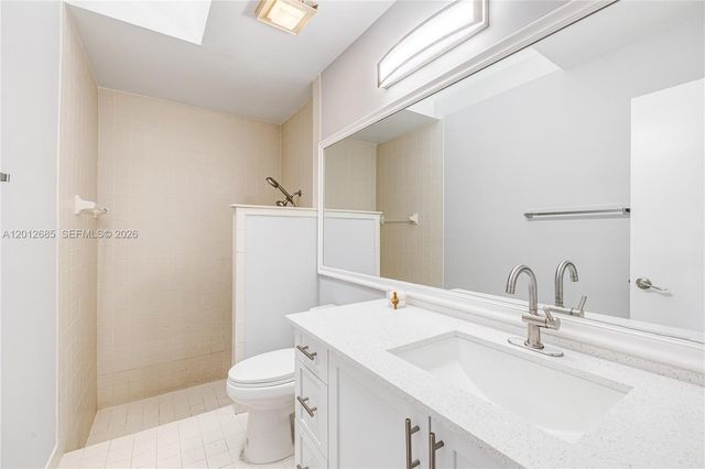 11301 SW 4th ST, Pembroke Pines, FL 33025