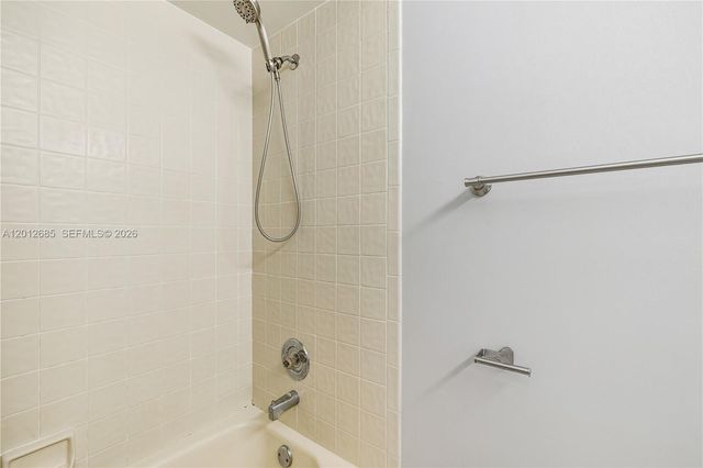 11301 SW 4th ST, Pembroke Pines, FL 33025
