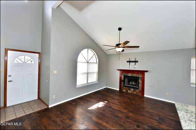 11051 ROCKDALE, El Paso, TX 79934