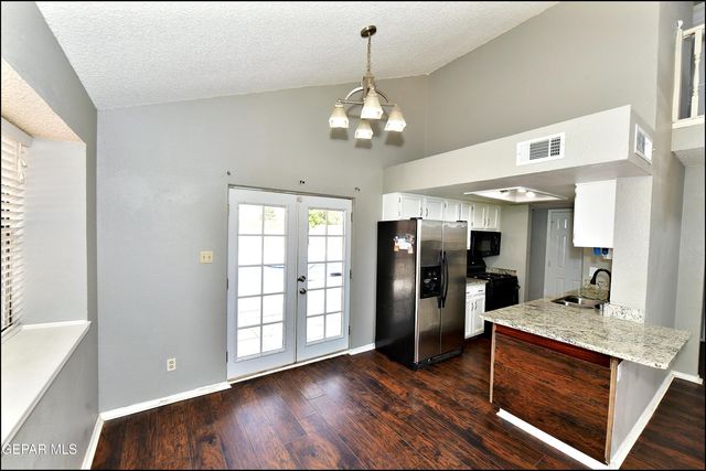 11051 ROCKDALE, El Paso, TX 79934