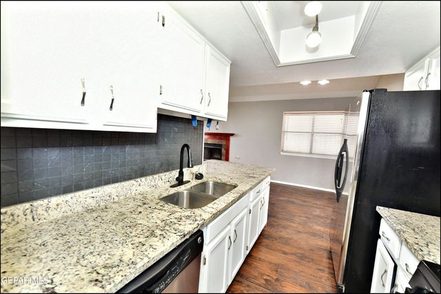 11051 ROCKDALE, El Paso, TX 79934