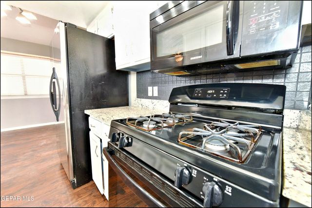 11051 ROCKDALE, El Paso, TX 79934
