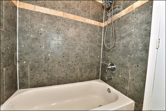 11051 ROCKDALE, El Paso, TX 79934